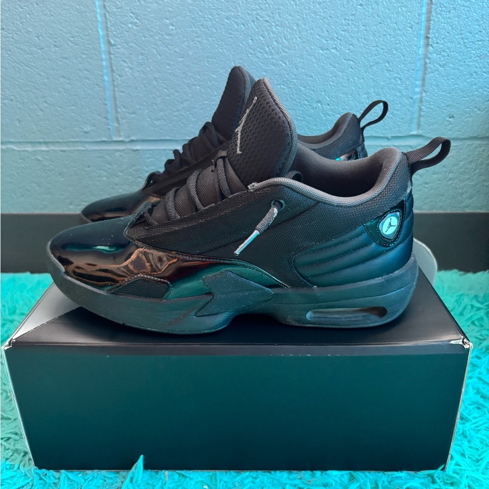 Jordan Black Sneakers Ultimate Comfort